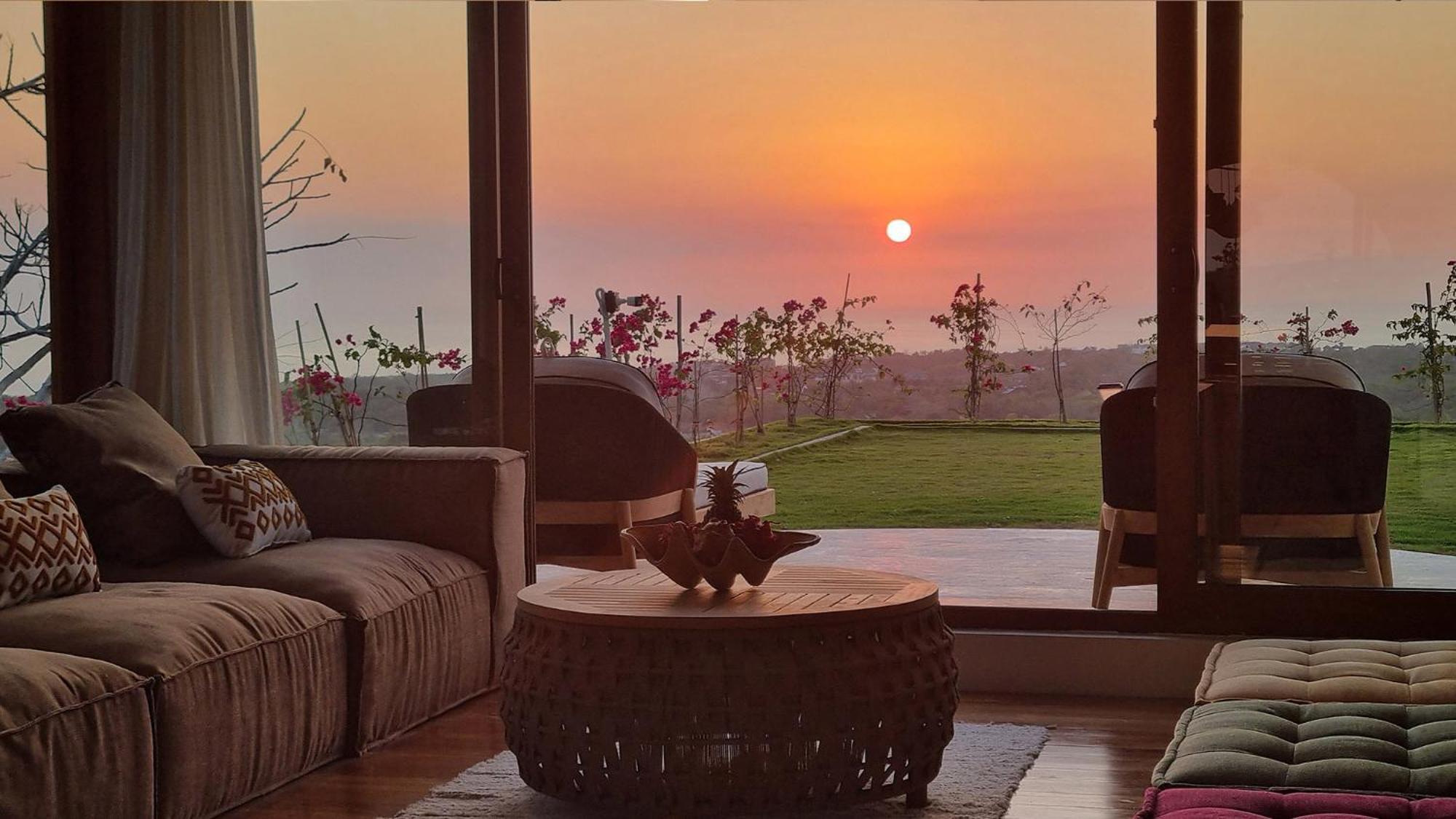 Uluwatu Sunset Hills Apartment Exterior photo